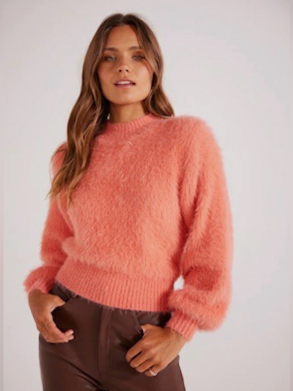 NWT MINKPINK Luma Fuzzy Knit Eyelash Coral Pink Melon Cropped Sweater Size S